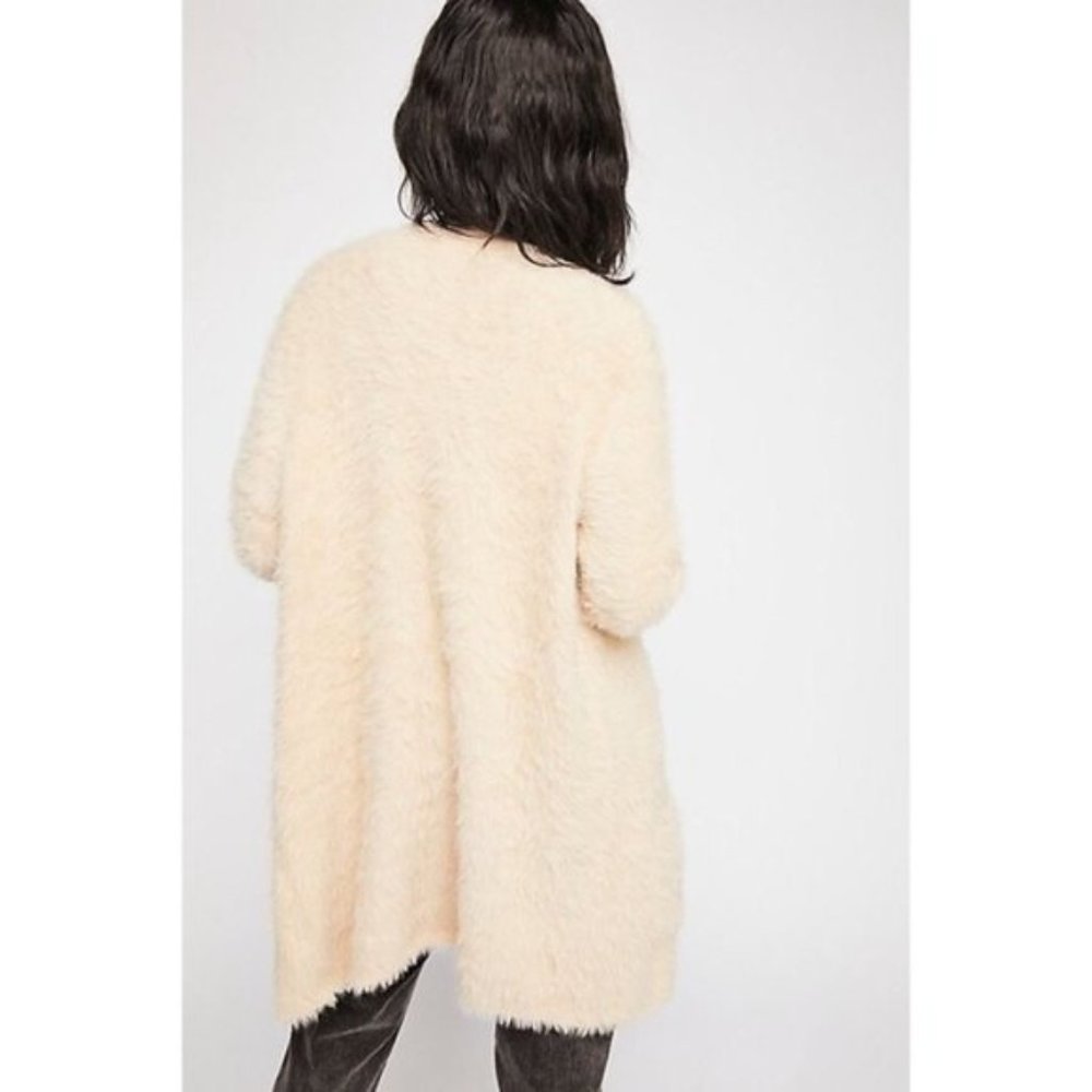 🎁 Free People Faux Fur Cardigan - Picture 2 of 7